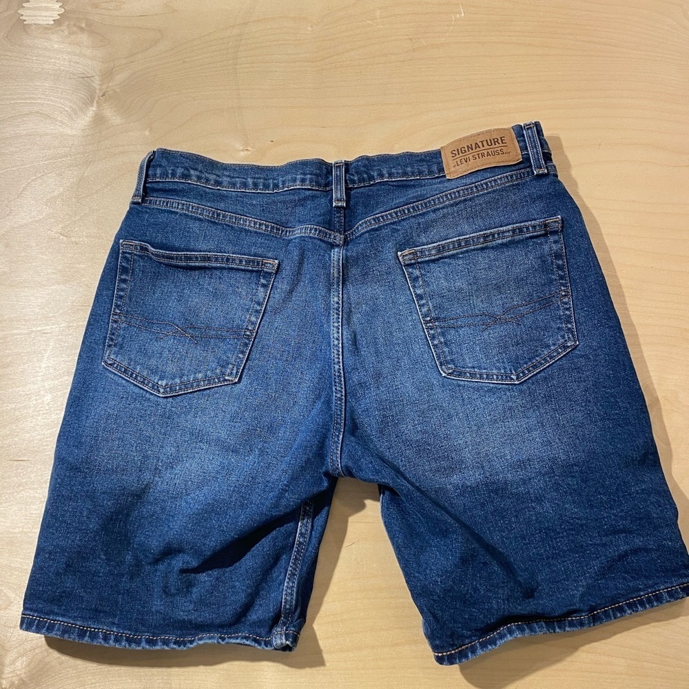 Signature Levi’s Denim Blue Men's Shorts 34 (MR) - Picture 7 of 8